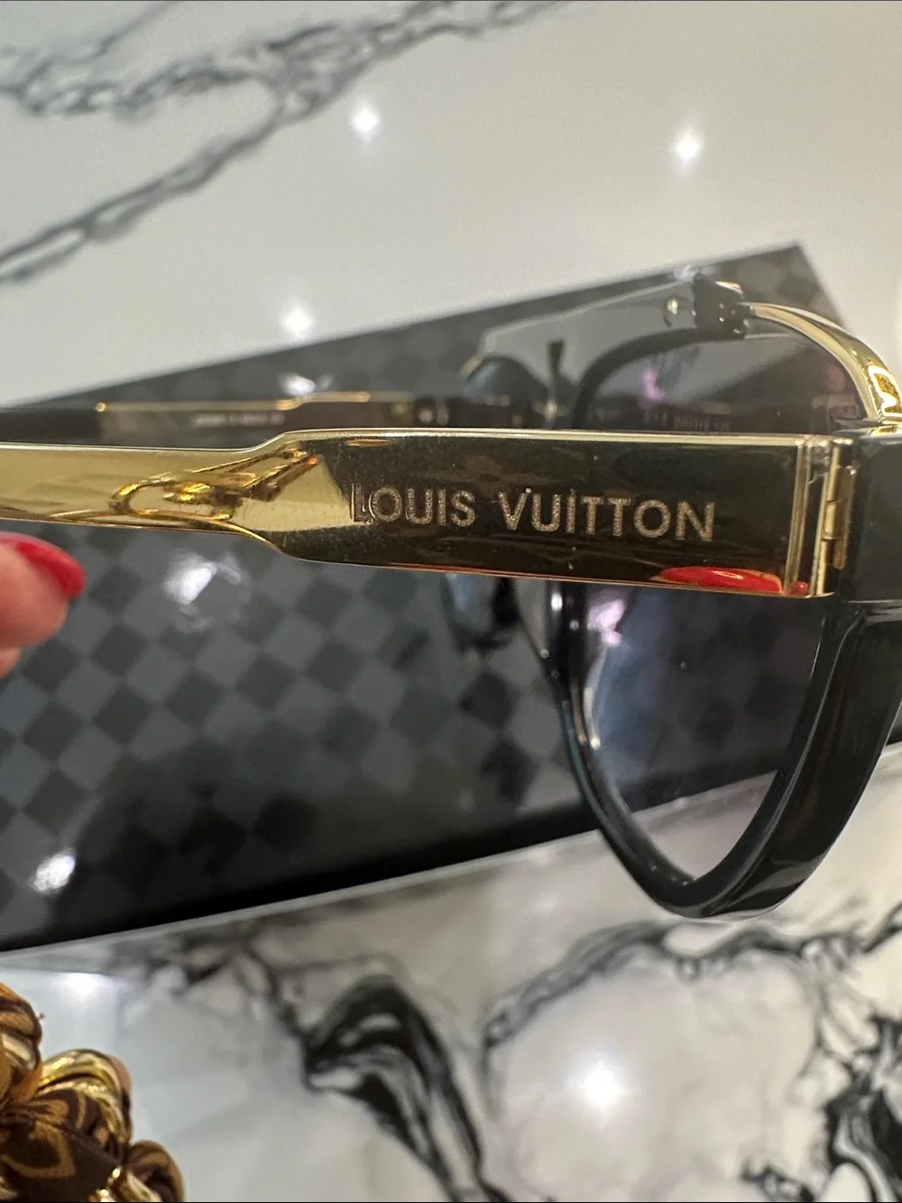 Louis Vuitton Black Sunglasses with Gold Trim - Men's Pilot Style